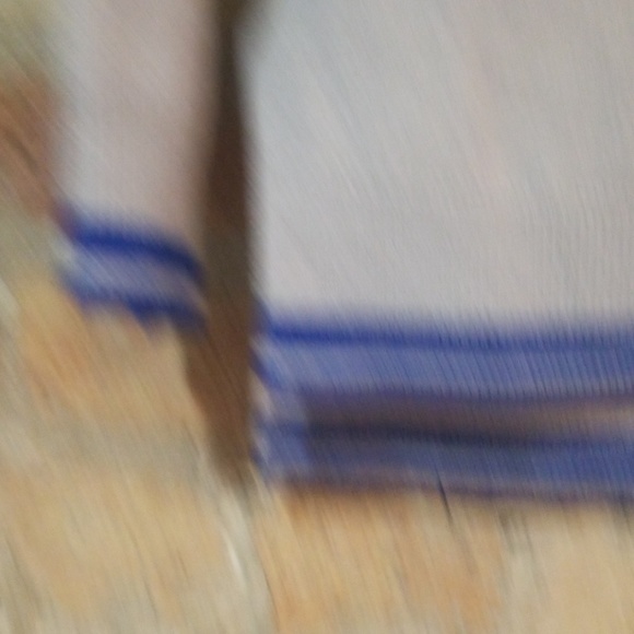 Amour Vert Fabiana Merino Wool Sweater - Picture 5 of 7